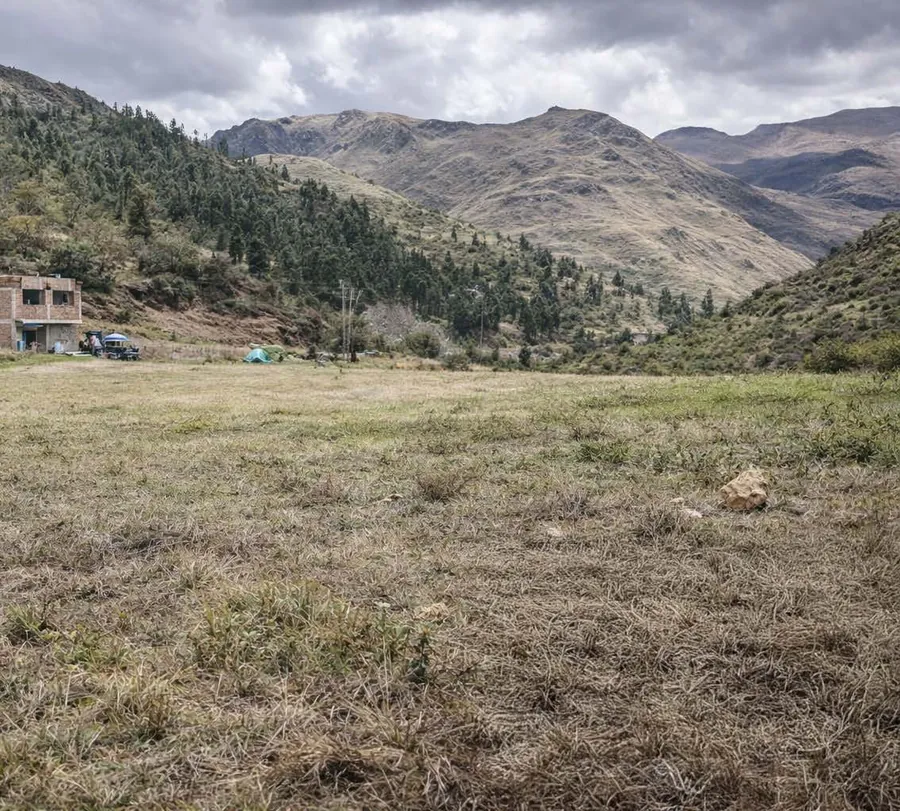 Terreno en la sierra de Pasco evaluado para un nuevo establecimiento